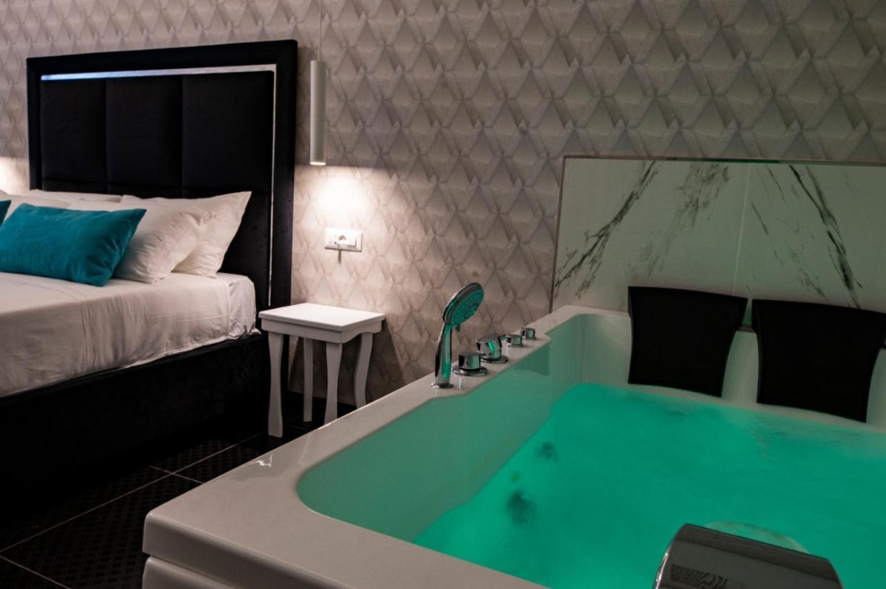 Sole Luxury Bed And Breakfast Napoli Eksteriør bilde