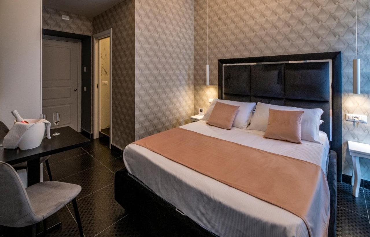 Sole Luxury Bed And Breakfast Napoli Eksteriør bilde