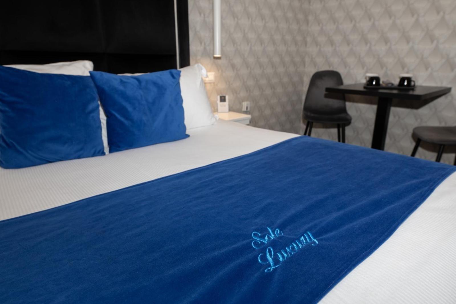 Sole Luxury Bed And Breakfast Napoli Eksteriør bilde